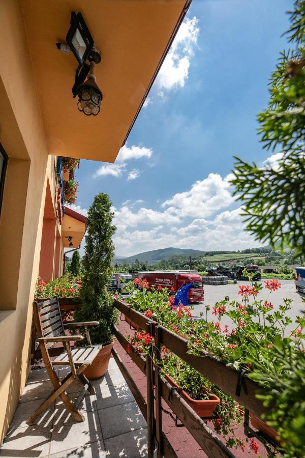 Pensiune Restaurant Route60 Ciucea 외부 사진